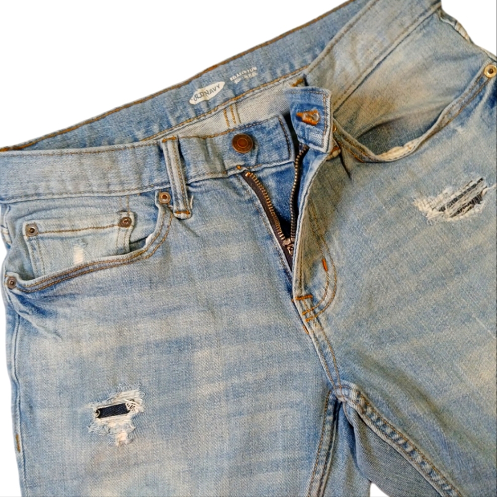 Old Navy Relaxed Slim Built In Flex Light Washed Patched Jeans 29/30